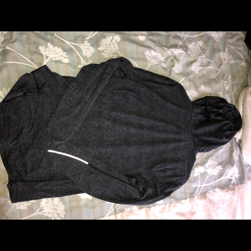 Lululemon pullover - Picture 2 of 3